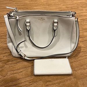Kate spade tote and wallet. Well loved in good condition!